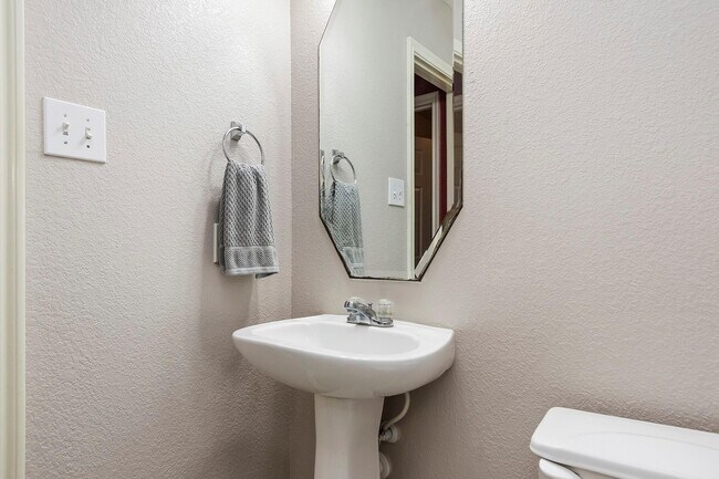 Foto del edificio - 20738 Fair Castle Dr