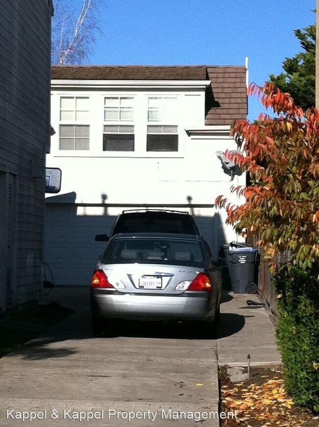 Foto del edificio - Studio, 1 bath House - 5289-A Venus Drive