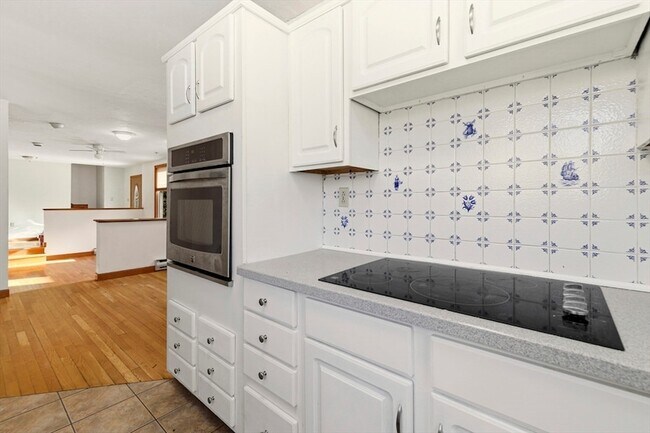 Foto del edificio - 29 Williston Rd