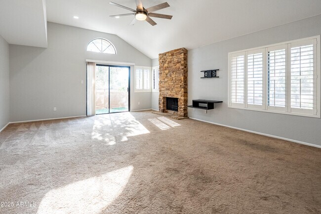 Foto del edificio - 5122 E Shea Blvd