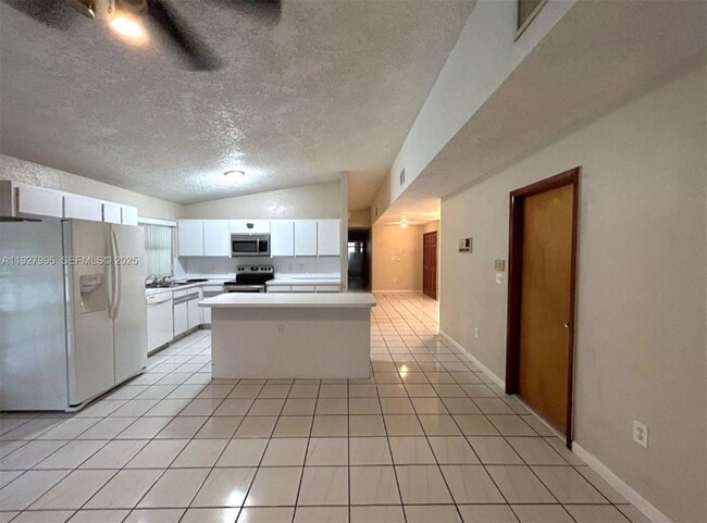Foto del edificio - 4531 SW 146th Ct