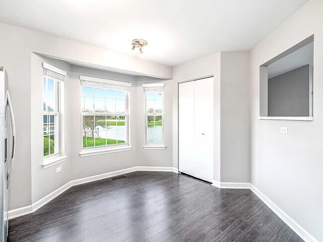 Foto del edificio - 13843 S Cambridge Cir