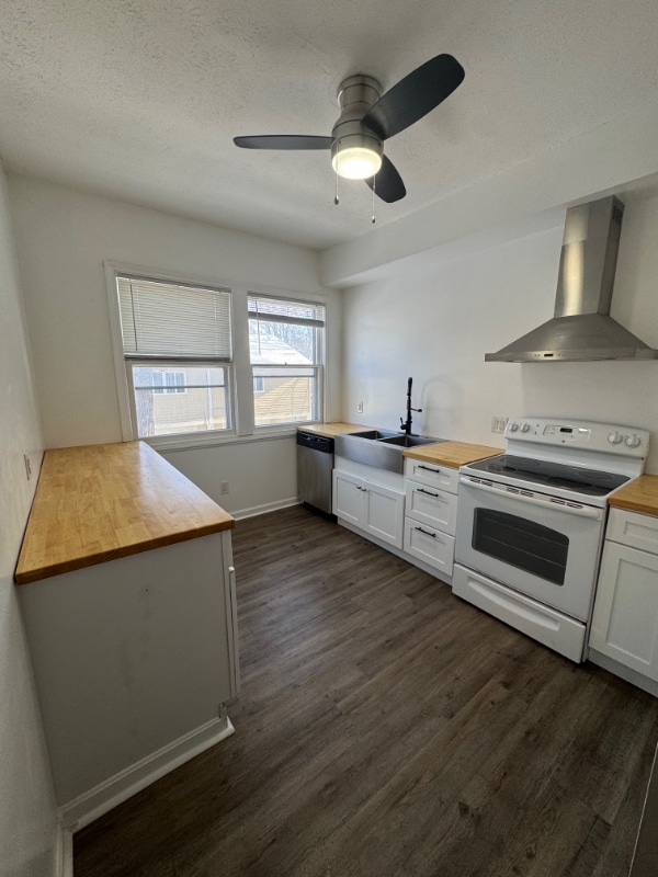 Building Photo - 47-49-49 Atkinson St