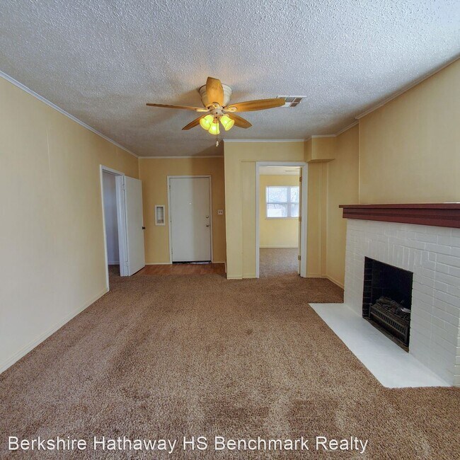 Building Photo - 3 br, 1 bath House - 718 N Beard Ave