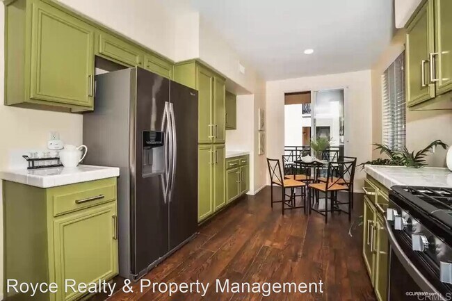 Building Photo - 2 br, 2 bath House - 4855 Haight Terrace S...