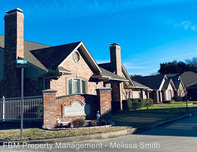 Foto del edificio - 2 br, 2 bath House - 628 Mockingbird Place