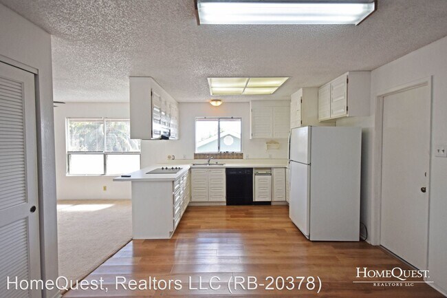 Building Photo - 3 br, 2 bath House - 46-241 Kalali St