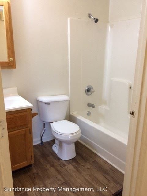 Building Photo - 616 Chestnut St