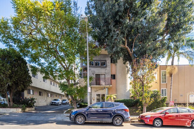 Exterior - 1270 Granville Ave