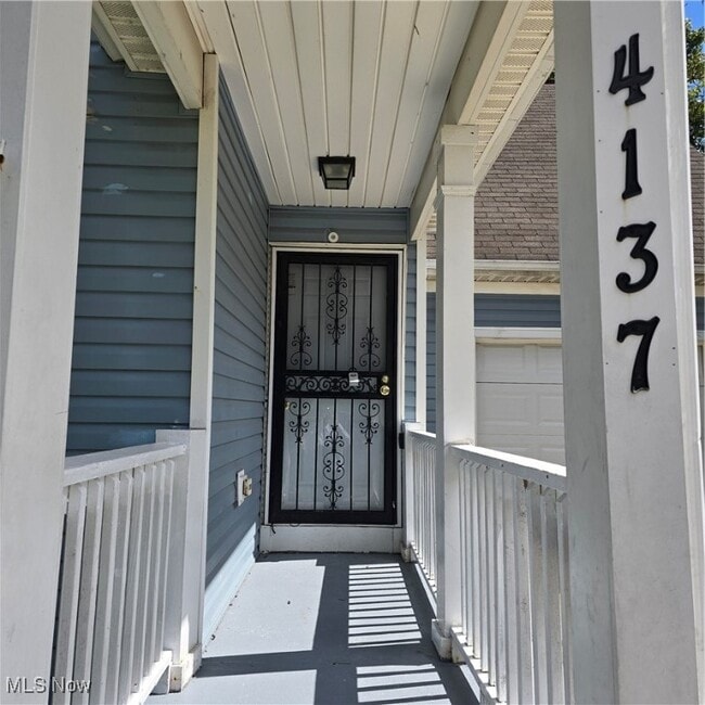 Foto del edificio - 4137 E 102nd St