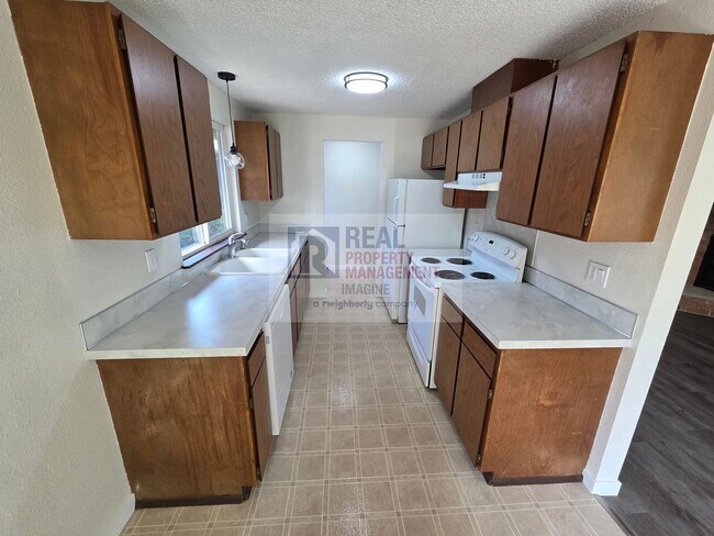 Foto del edificio - Check out this completely wonderful 2-bedroom, 1.0-bath unit!