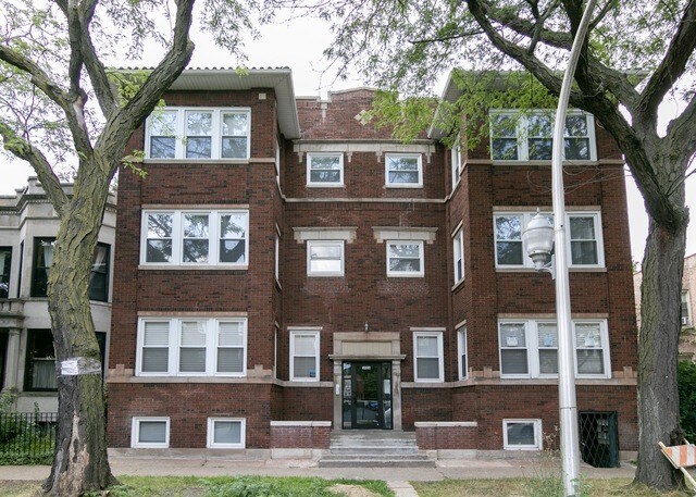 Primary Photo - 5426 S Ingleside Ave