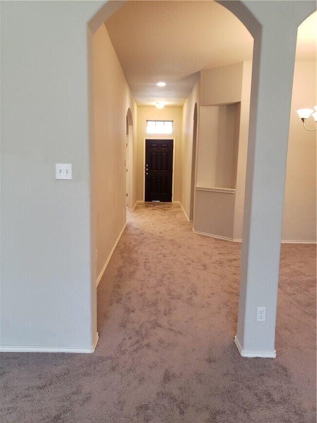 Foto del edificio - 533 Peregrine Way