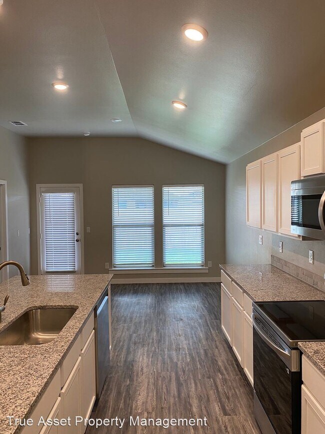 Foto del edificio - 3 br, 2 bath House - 2007 136th St