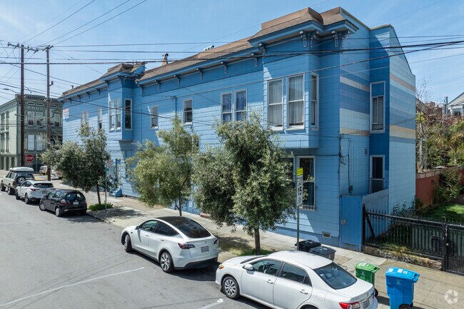 Building Photo - 2950 21st St