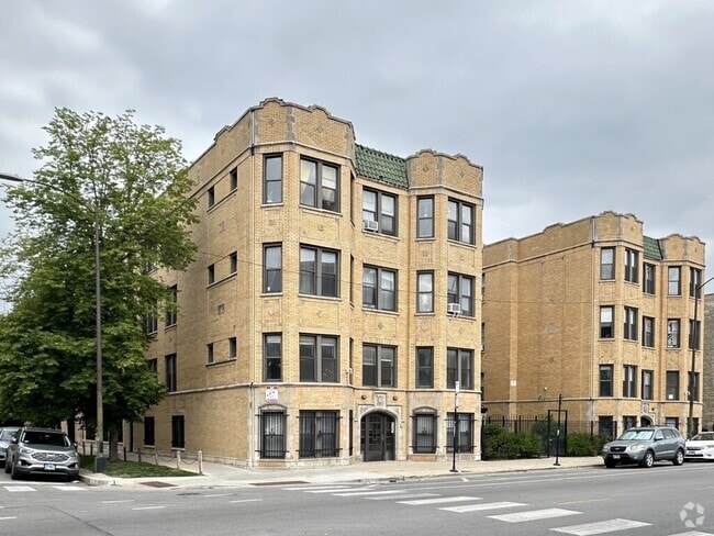 Building Photo - 1534 N Kedzie Ave