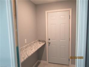 Building Photo - 15930 Lake Candlewood Dr