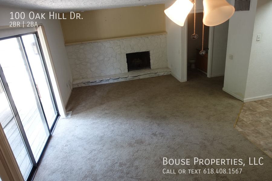 Building Photo - 100 Oak Hill Dr