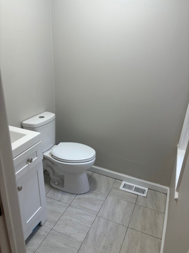 Foto del edificio - 5544 W Jefferson St