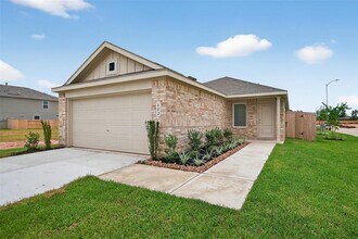 Building Photo - 102 Cedar Elm Ct