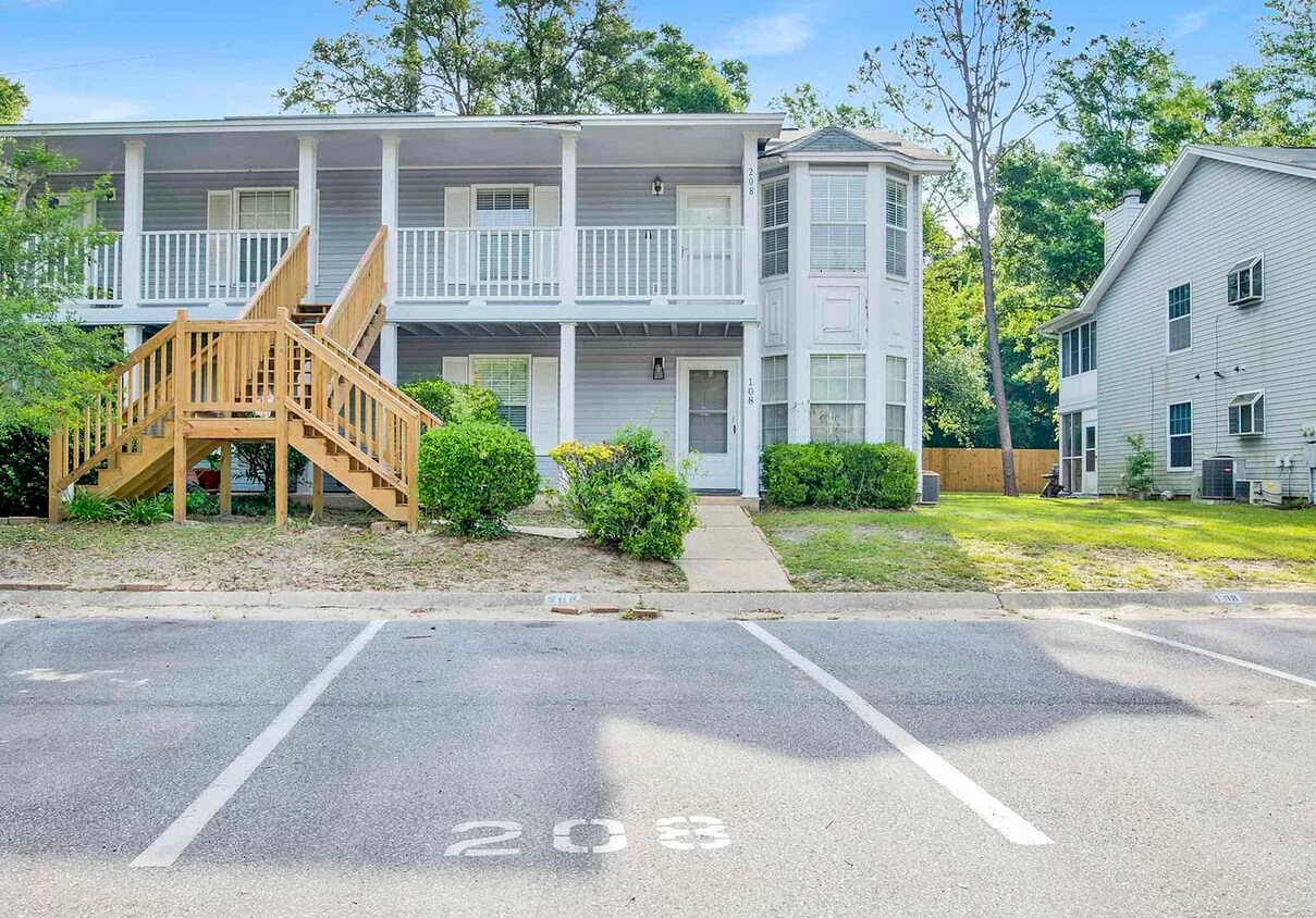 Foto principal - 2813 Langley Ave