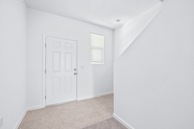Building Photo - 3281 Vesara Dr