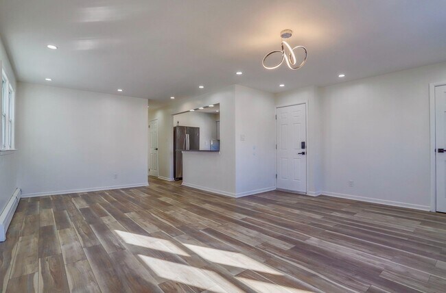 Foto del edificio - 157 Neptune Ave