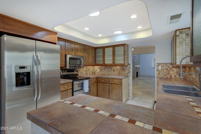 Building Photo - 11451 N Century Ln