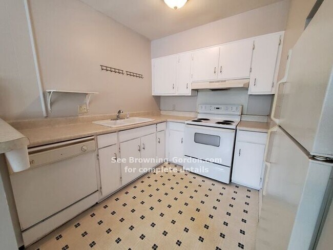 Building Photo - One Bedroom Condo in the 12th South Area!