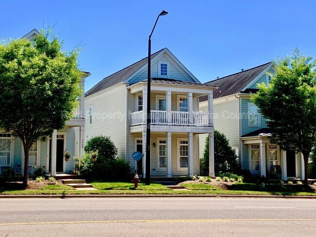 Foto del edificio - 7764 ACC Blvd