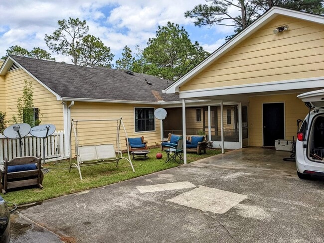 Carport - 122 Dunaway Dr