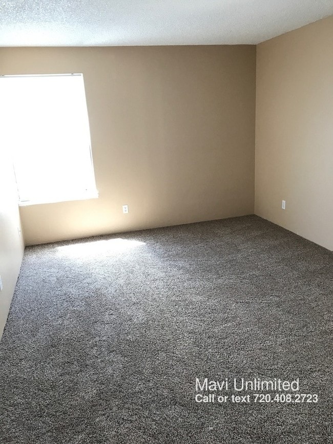 Building Photo - 14066 E Stanford Cir