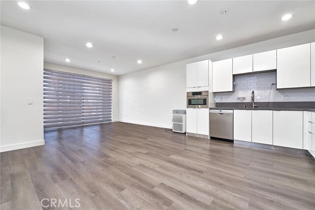 Foto del edificio - 900 S Kenmore Ave