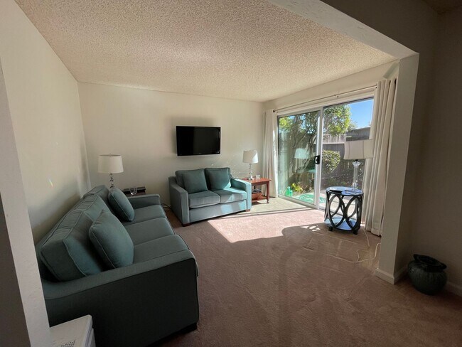 Foto del edificio - Rio Del Mar Condo - 2bed/2bath + den