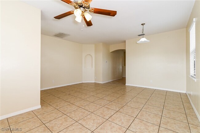 Foto del edificio - 502 SW 19th Ln