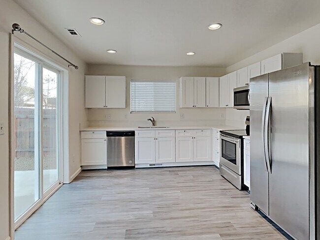 Building Photo - 4454 N Longabaugh Way