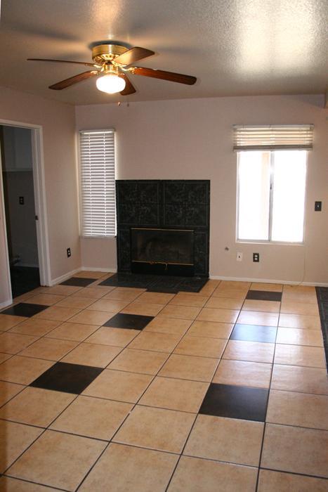 Building Photo - 12528 Santa Fe Trl