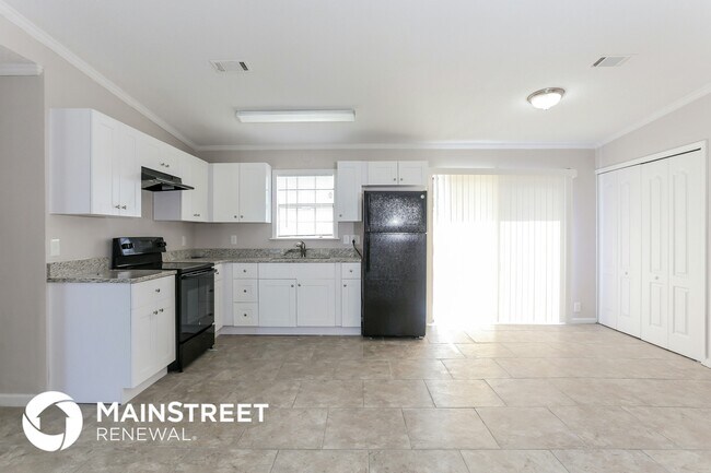 Foto del edificio - 7303 Thatcher Ave