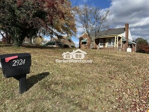 Building Photo - 2924 Cub Hill Rd