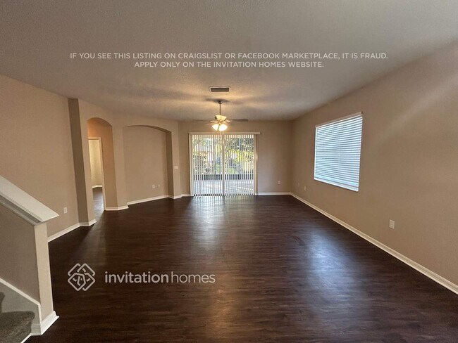 Foto del edificio - 15454 Martinmeadow Dr