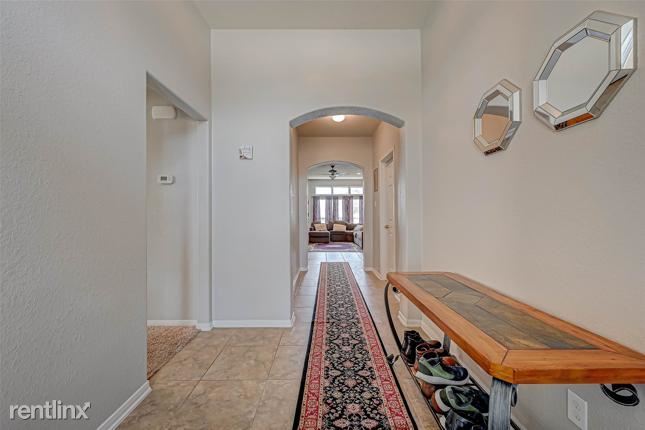 Building Photo - 4 br, 2 bath House - 3138 i Fern Brook Lane