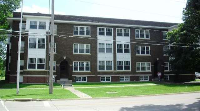 Primary Photo - Colonial Apartments