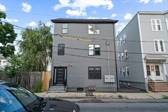 Primary Photo - 22 Hunting St