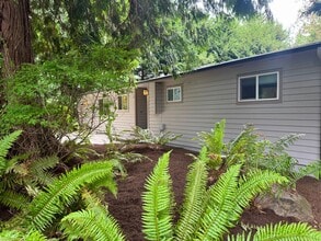 Building Photo - 10699 NE Byron Dr
