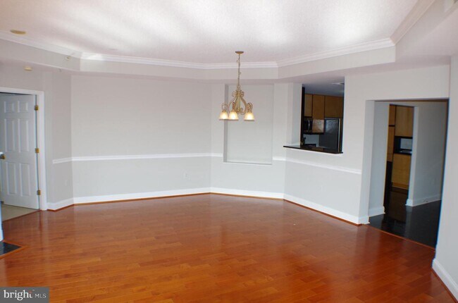 Building Photo - 11776 Stratford House Pl
