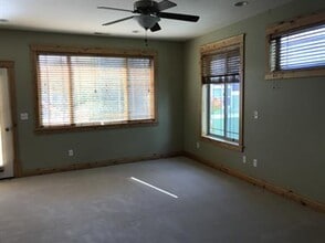 Building Photo - 4484 Alexander St