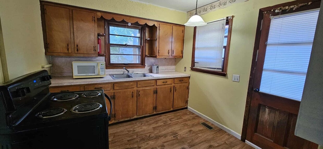 Primary Photo - Cozy 2 Bed 1 Bath home for Rent!