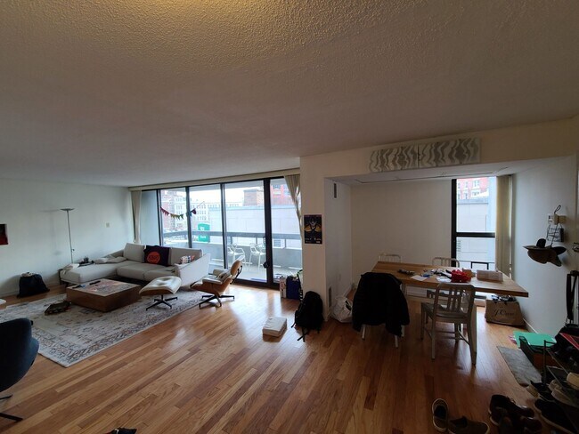 Photo - Kenmore Square - Balcony - Pool - Doorman - Garage Parking Apartment