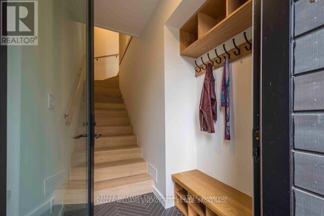 Building Photo - 37 West St