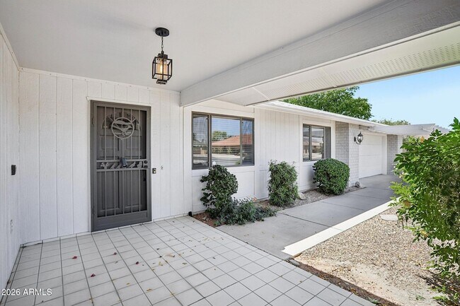 Foto del edificio - 12839 W Blue Bonnet Dr